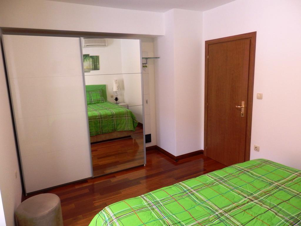 Apartment Pula Center Buitenkant foto